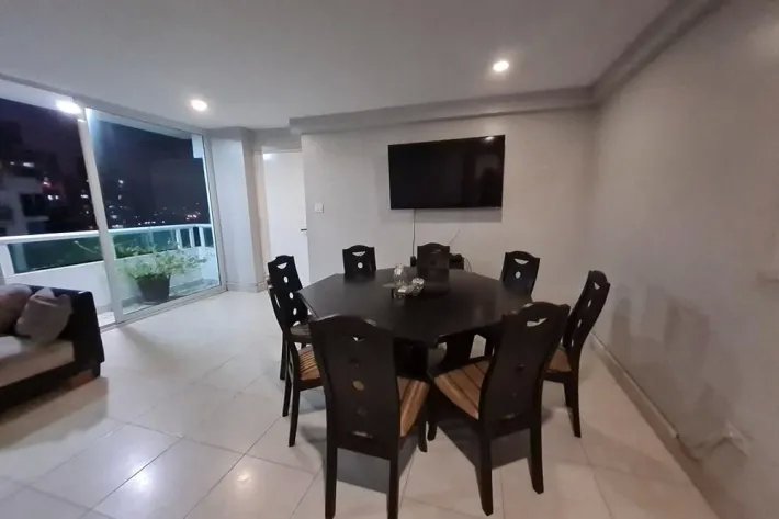 Furnished apartment for sale in Plaza Edison, Tumba Muerto
