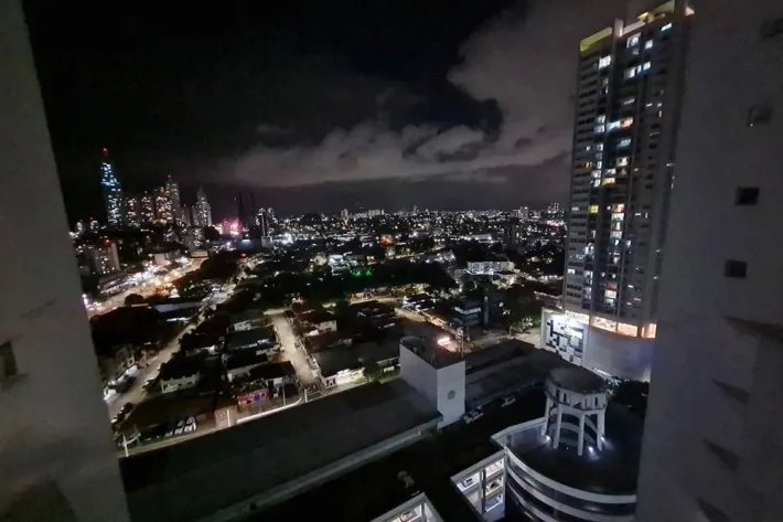Furnished apartment for sale in Plaza Edison, Tumba Muerto