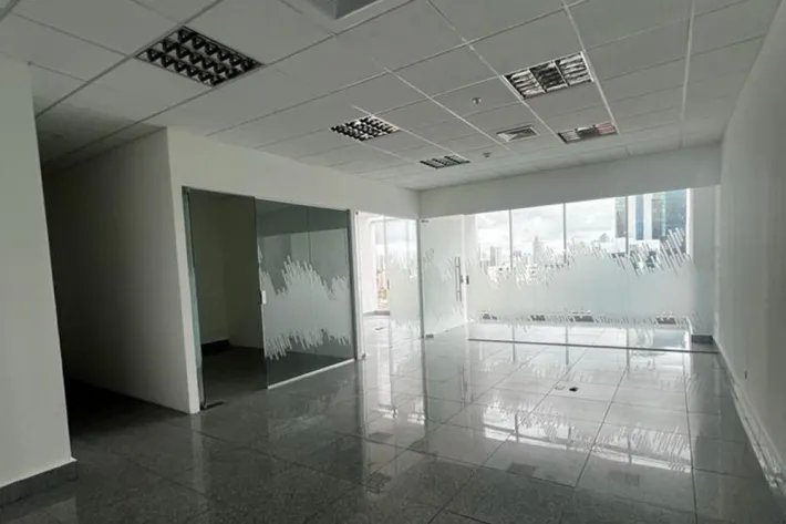 Alquiler de oficina en Área Bancaria, Obarrio