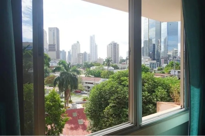 Se vende apartamento en Marbella, Panamá