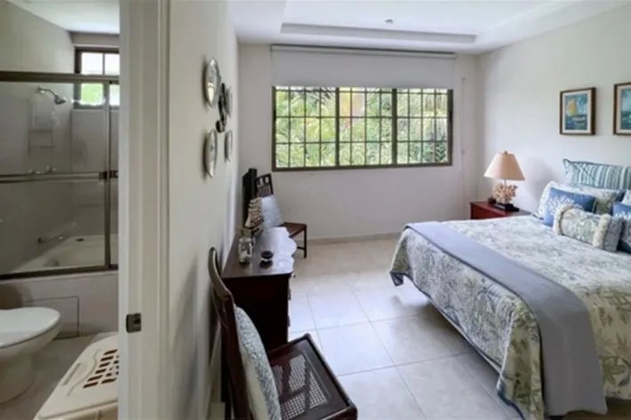 House for sale in Cardenas Village, Panama