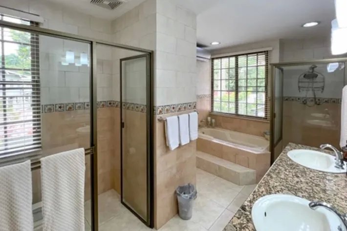 House for sale in Cardenas Village, Panama