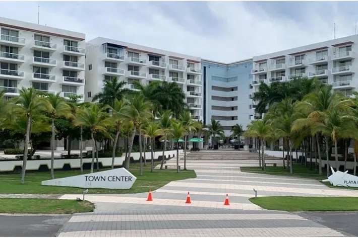 Se vende local comercial en Town Center, Playa Blanca