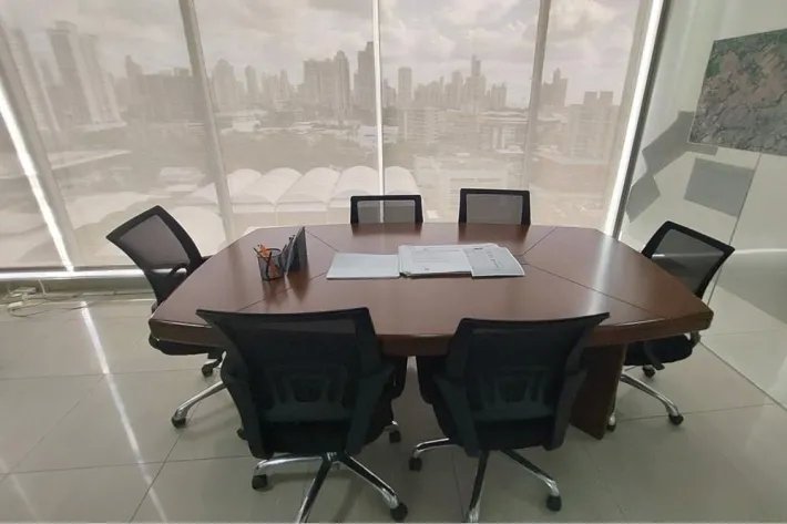 Se vende oficina en Obarrio, Bella Vista