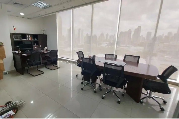 Se vende oficina en Obarrio, Bella Vista
