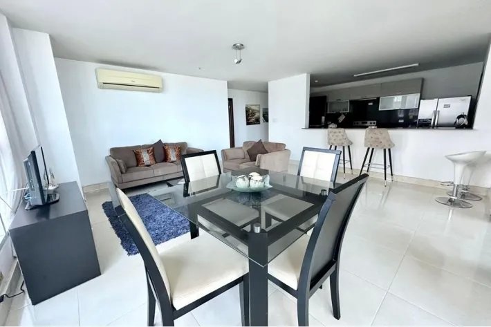 Se vende apartamento en Avenida Balboa