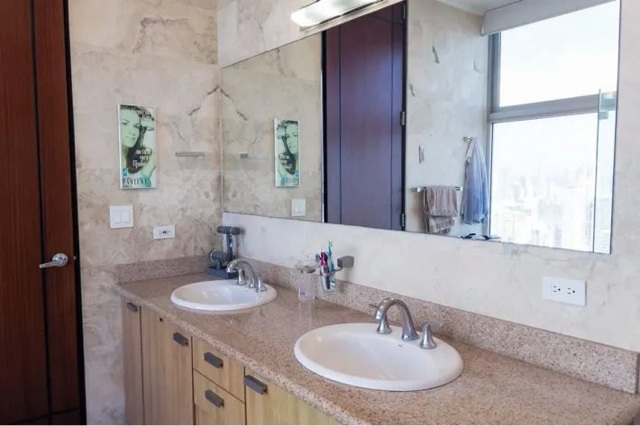 Se vende apartamento en Punta Pacifica, San Francisco