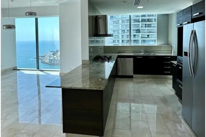 Venta de apartamento de lujo en Punta Pacífica, Panamá
