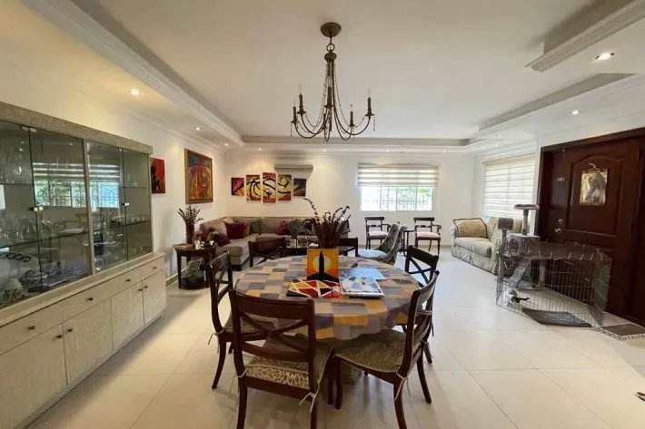 Se vende casa en Cristóbal, Colón