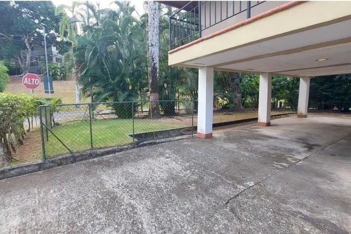 Venta de casa en Clayton, Albrook