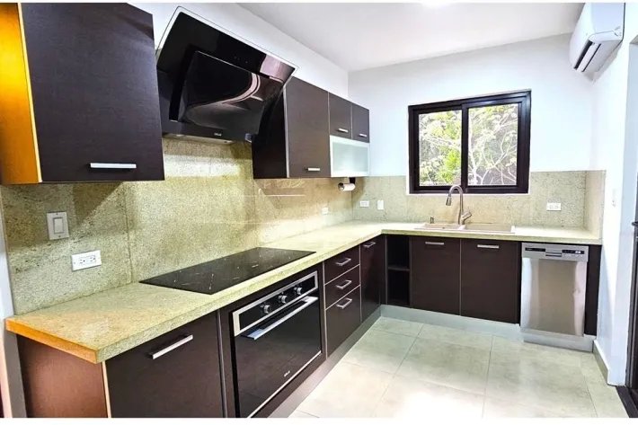 Apartment for sale in Embassy Village, Clayton, Panama
