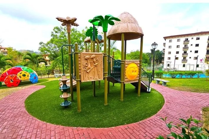 Apartment for sale in Embassy Village, Clayton, Panama