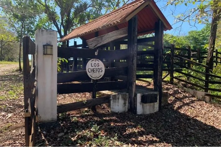 Horse and cattle farm for sale in Playa Hicaco, Santa Catalina, Veraguas
