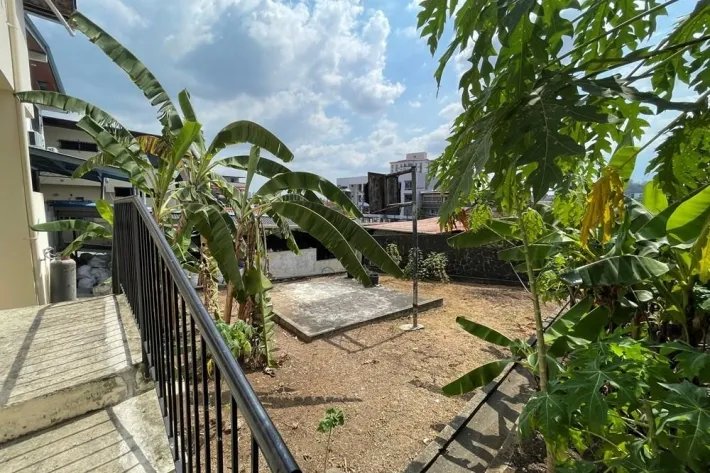 Venta de casa con dos residencias independientes en Betania, Panamá