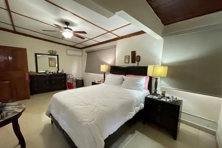 Venta de casa con dos residencias independientes en Betania, Panamá
