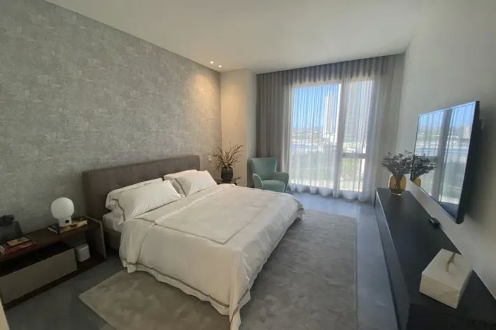 Luxury apartments facing the Pacific, Costa del Este