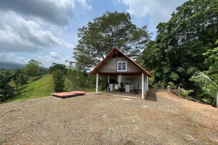 Se vende finca en Viento Frío, Santa Isabel