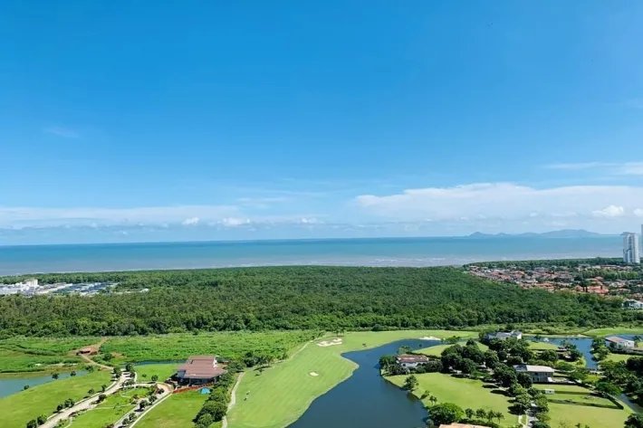 Penthouse apartments for sale at Santa María Golf  Country Club