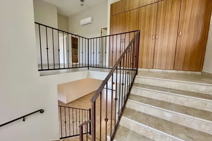 House for sale in Embassy Gardens, Clayton