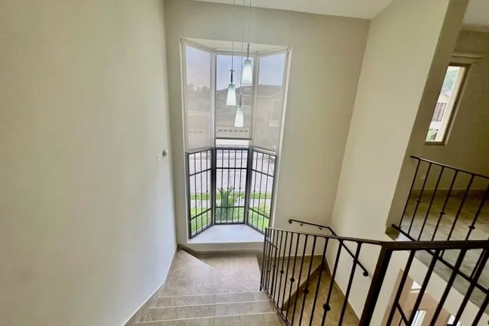 House for sale in Embassy Gardens, Clayton
