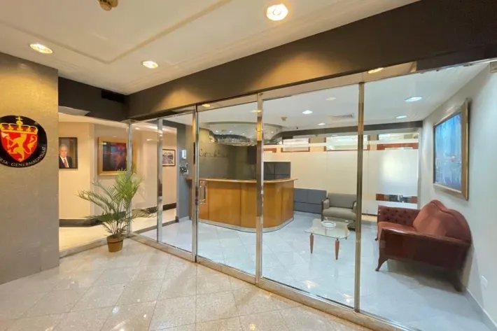 Venta de oficina en Avenida Federico Boyd, Panamá