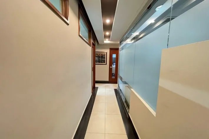 Venta de oficina en Avenida Federico Boyd, Panamá