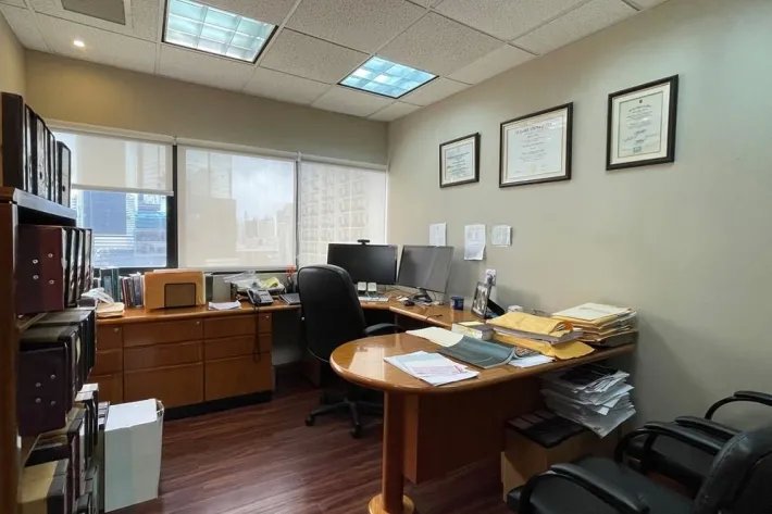 Venta de oficina en Avenida Federico Boyd, Panamá