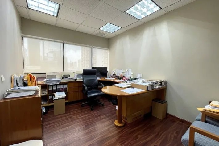 Venta de oficina en Avenida Federico Boyd, Panamá