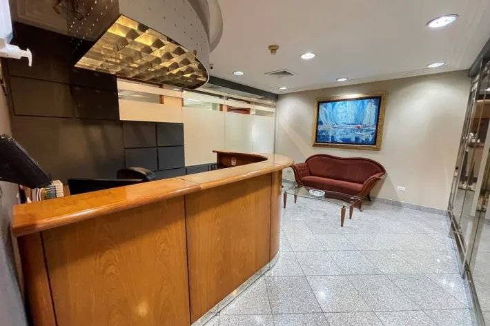 Venta de oficina en Avenida Federico Boyd, Panamá