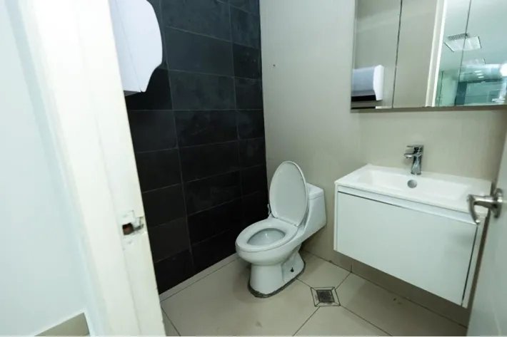 Office for rent at Bicsa Tower, Balboa Avenue