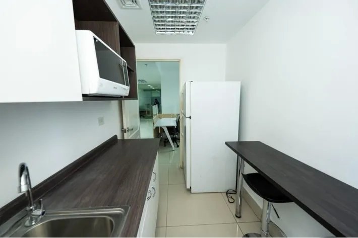 Office for rent at Bicsa Tower, Balboa Avenue
