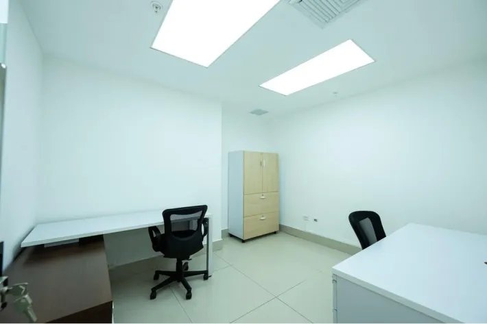 Office for rent at Bicsa Tower, Balboa Avenue