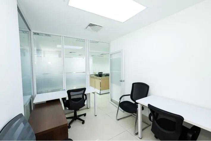 Office for rent at Bicsa Tower, Balboa Avenue
