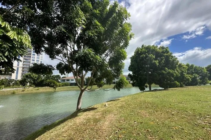 Lotes de terreno para venta en Península Estates, Santa Maria Golf  Country Club