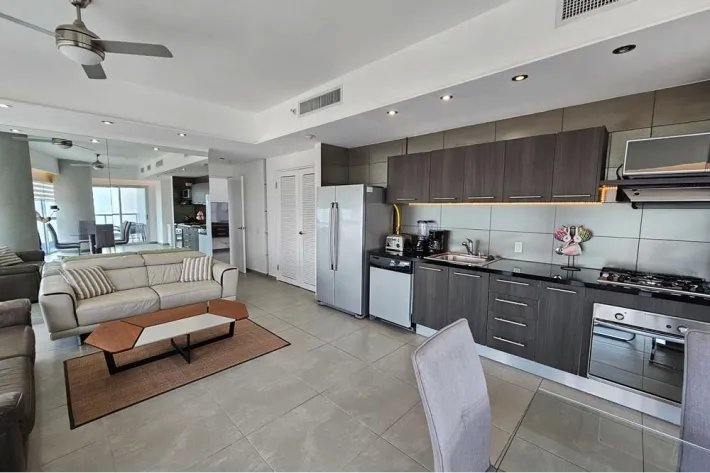 Apartamento en venta en Yacht Club Tower, Avenida Balboa