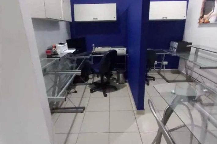 Se alquila oficina amoblada en Hi-Tech Plaza, Obarrio