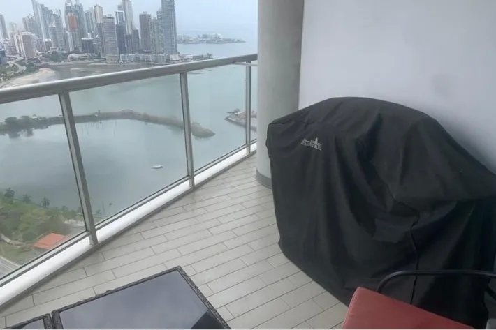Alquiler de lujoso apartamento PH Yacht Club, Avenida Balboa