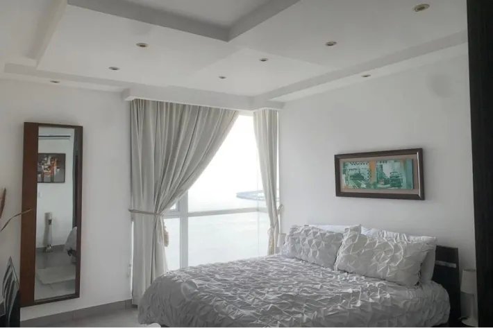 Se alquila lujoso apartamento en PH Element, Avenida Balboa