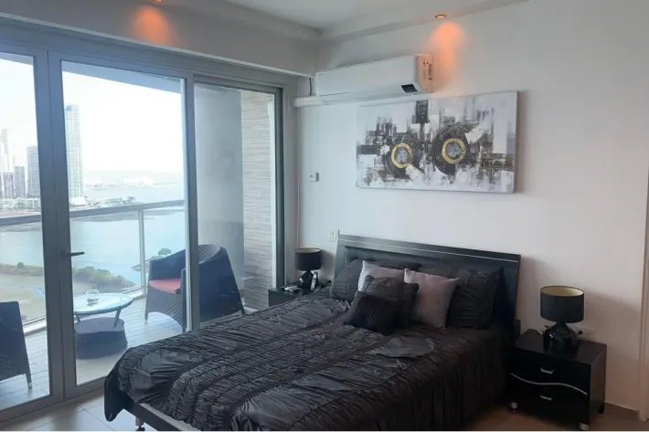 Alquiler de lujoso apartamento PH Yacht Club, Avenida Balboa