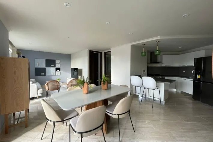 Se alquila apartamento amoblado en PH The Regent, Costa del Este