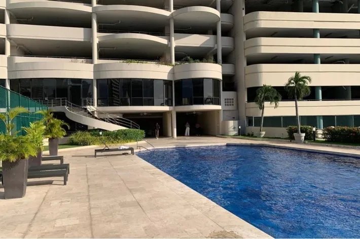Venta de apartamento en PH Golden Palace, Paitilla, San Francisco