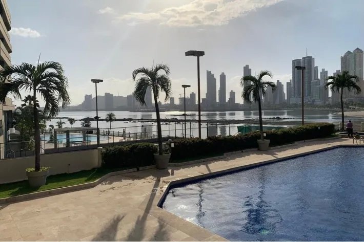 Venta de apartamento en PH Golden Palace, Paitilla, San Francisco