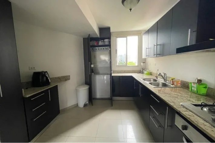 Venta de apartamento 2 en 1 en el Carmen, PH Villa Medici, Bella Vista