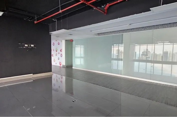 Oficina de piso completo en alquiler en Torre BICSA, Avenida Balboa
