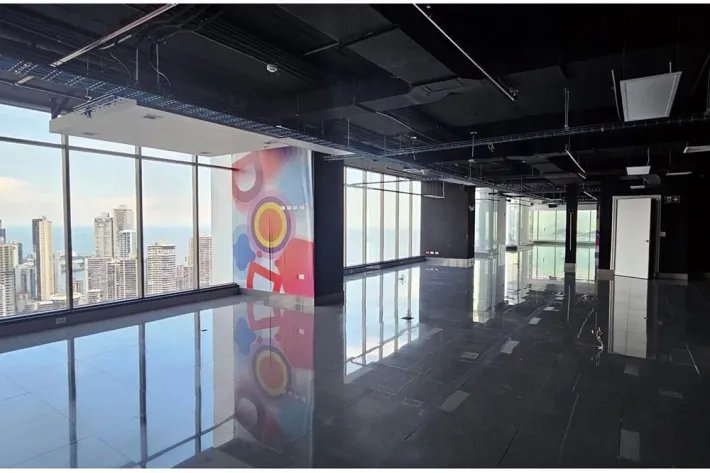 Oficina de piso completo en alquiler en Torre BICSA, Avenida Balboa
