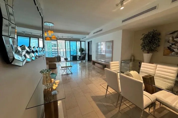 Venta de apartamento en PH Grand Tower, Punta Pacifica