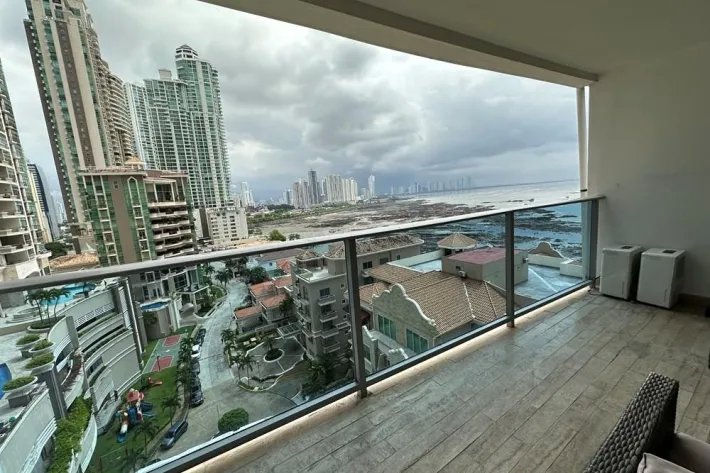 Apartment for sale in Grand Tower, Punta Pacifica