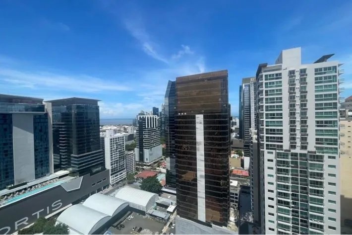 Apartment for sale in Obarrio, Panama