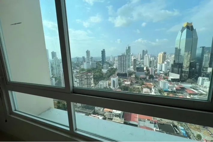 Venta de apartamento en Avenida Balboa, Panamá