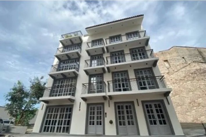 Venta de edificio residencial comercial PH Casa Contemporánea, Casco A...